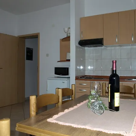 Apartments Ljilja Sea View Slatine Exterior photo
