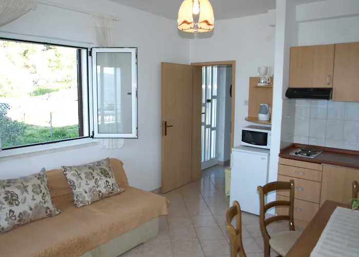 Apartments Ljilja Sea View